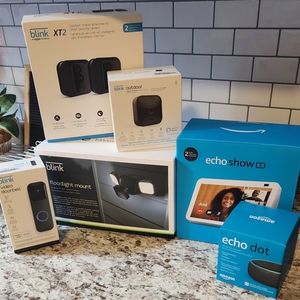 Blink camera and amazon echo bundle